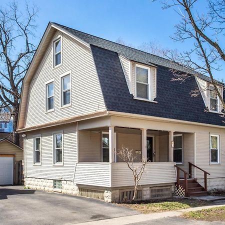 Spacious Home With In-Unit Laundry, Parking, 1Gb Wifi, & Patio Deck Rochester Exterior foto